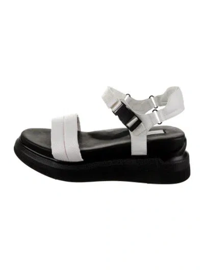 Pre-owned Suzanne Rae Leather Printed Sandals In Black