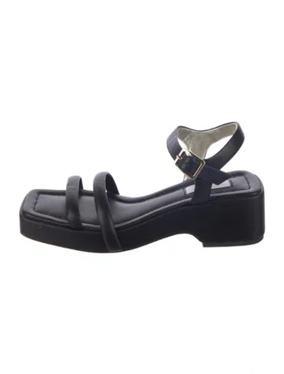 Pre-owned Suzanne Rae Leather Sandals In Black