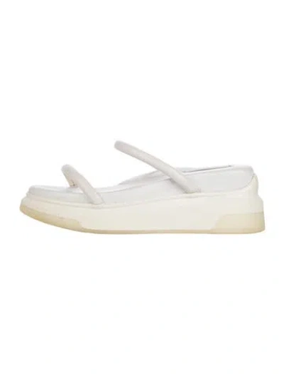 Pre-owned Suzanne Rae Leather Slides In White