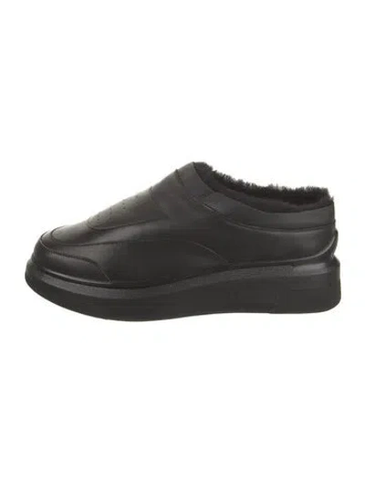 Pre-owned Suzanne Rae Leather Sneakers In Black