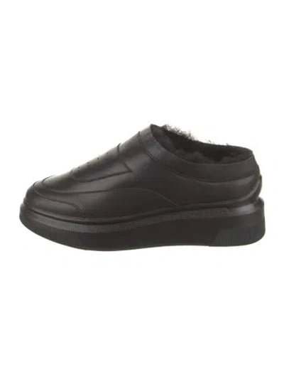 Pre-owned Suzanne Rae Leather Sneakers In Black