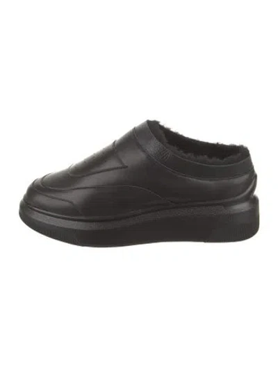 Pre-owned Suzanne Rae Leather Sneakers In Black