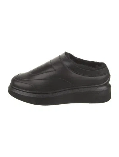 Pre-owned Suzanne Rae Leather Sneakers In Black