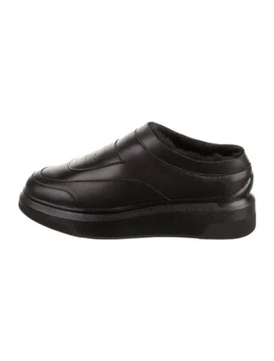 Pre-owned Suzanne Rae Leather Sneakers In Black