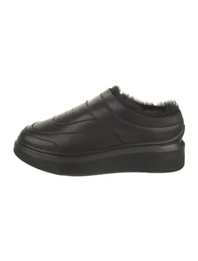 Pre-owned Suzanne Rae Leather Sneakers In Black