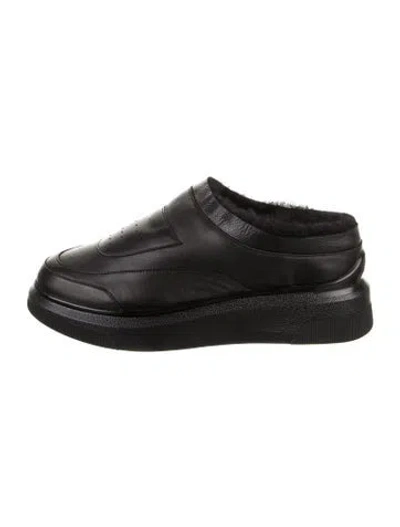 Pre-owned Suzanne Rae Leather Sneakers In Black