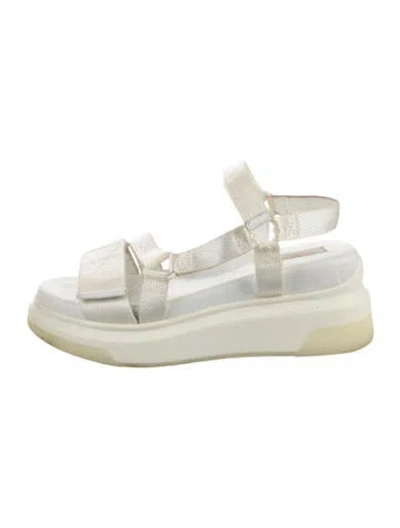 Pre-owned Suzanne Rae Sandals In White