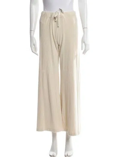 Pre-owned Suzie Kondi Pajamas In Neutral