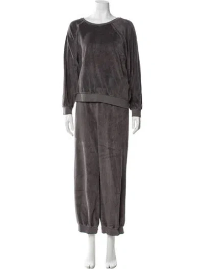 Pre-owned Suzie Kondi Pant Set In Gray