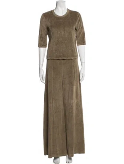 Pre-owned Suzie Kondi Pant Set In Green