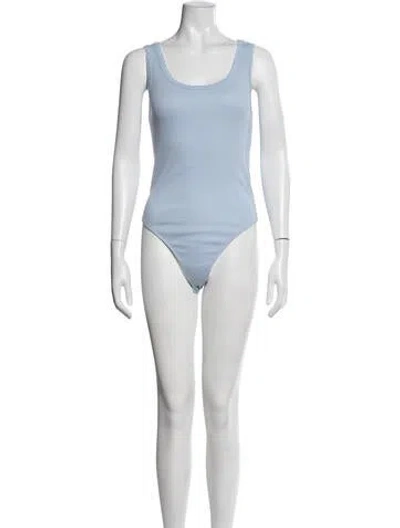 Pre-owned Suzie Kondi Scoop Neck Sleeveless Bodysuit In Blue