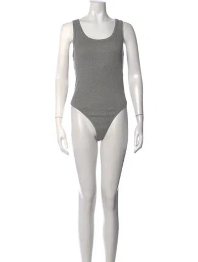 Pre-owned Suzie Kondi Scoop Neck Sleeveless Bodysuit In Grey
