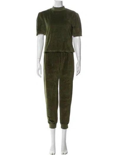 Pre-owned Suzie Kondi Set In Green