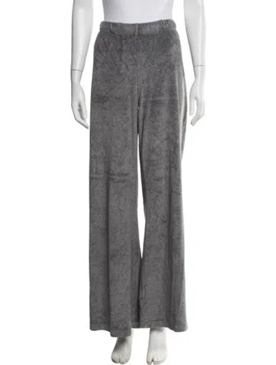 Pre-owned Suzie Kondi Sweatpants In Gray