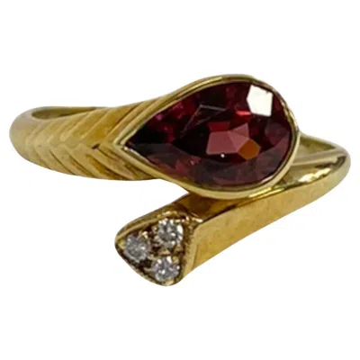 Pre-owned Suzy Levian 14k Yellow Gold Pear-cut Garnet And White Diamond Cocktail Ring