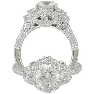 Pre-owned Suzy Levian 18 Karat White Gold Round Diamond Engagement Ring