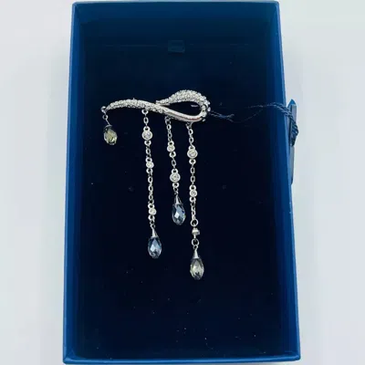 Swarovski Crystal Encrusted Rhodium Brooch Pin In Silver