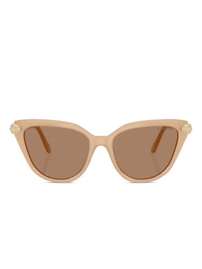 Swarovski Eyewear Cat-eye-sonnenbrille Mit Kristallen In Brown