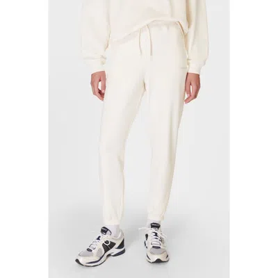 Sweaty Betty Revive Relaxed Joggers In Cloud White