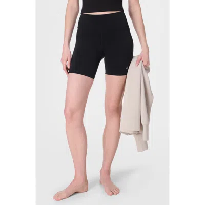 Sweaty Betty Ultimate Studio Pocket Shorts In Black