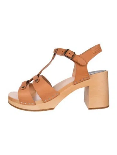 Pre-owned Swedish Hasbeens Leather Pumps In Brown