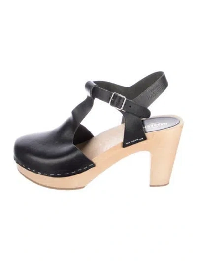 Pre-owned Swedish Hasbeens Leather Whipstitch Trim T-strap Pumps In Black