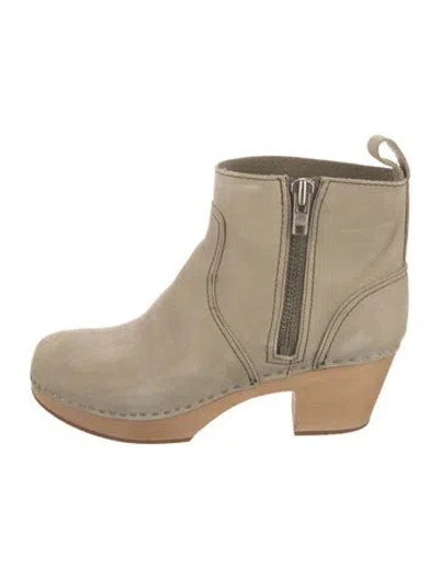 Pre-owned Swedish Hasbeens Suede Boots In Neutral