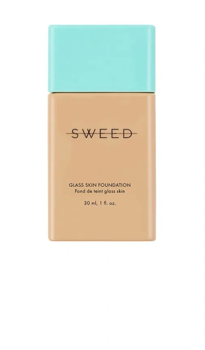 Sweed Glass Skin Foundation In 13 Deep W
