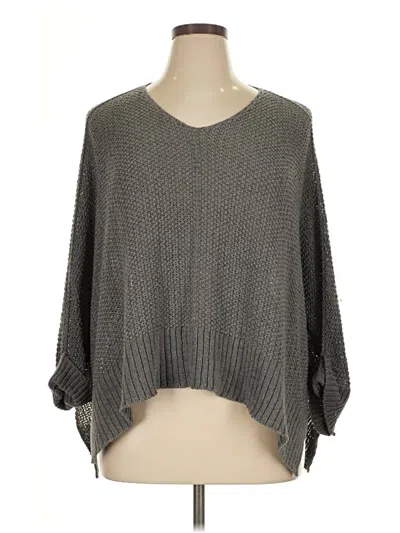 Pre-owned Sweet Lovely By Jen 3/4 Sleeve Top Gray V-neck Tops