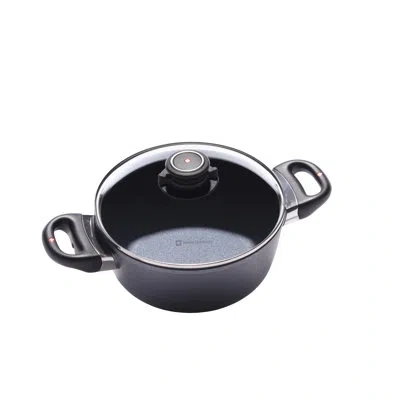 Swiss Diamond Round Non-stick Casserole In Gray