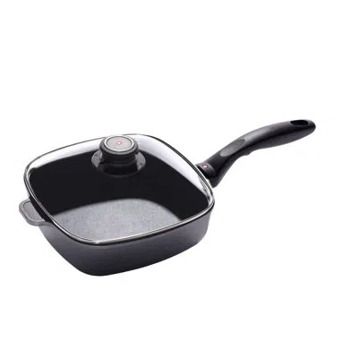 Swiss Diamond Saute Pan With Lid In Black