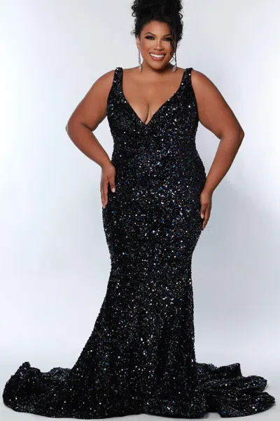 Sydney's Closet Jk2308 Prom Plus Size Long Formal Dress In Black