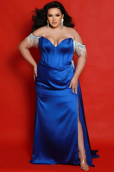 Sydney's Closet Jk2408 Long Fitted High Slit Formal Plus Size Prom Dress In Blue