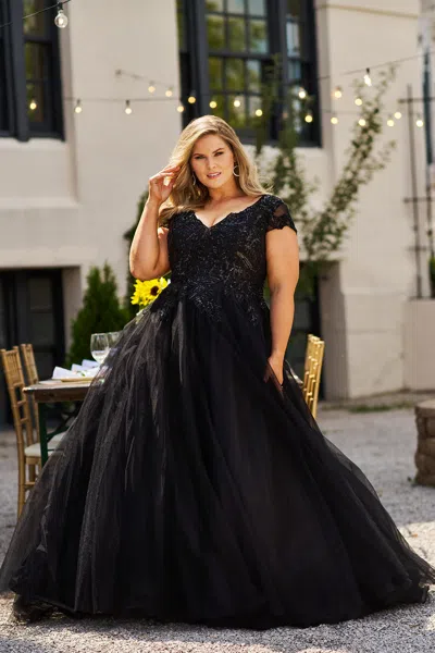 Sydney's Closet Mb2309 A Line Long Plus Size Sequin Formal Evening Dress In Black