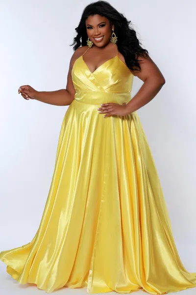 Sydney's Closet Sc7355 Long Formal Plus Size Prom Dress In Yellow