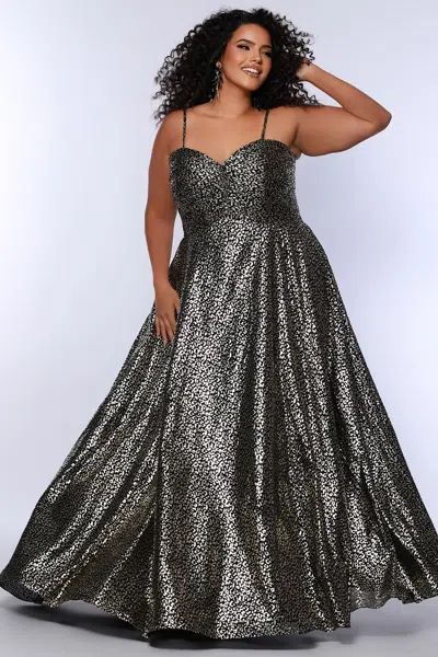 Sydney's Closet Sc7394 Long Formal Printed Metallic Plus Size Prom Dress In Gray