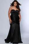 Sydney's Closet Fitted Strapless Sweetheart Neckline Plus Size Evening Gown In Black