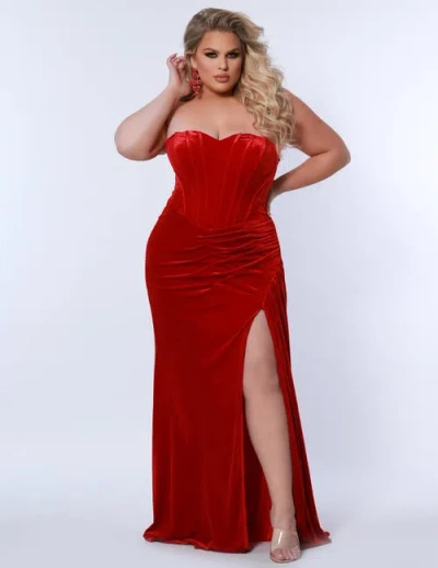 Sydney's Closet Velvet Strapless Sweetheart Plus Size Evening Gown In Red