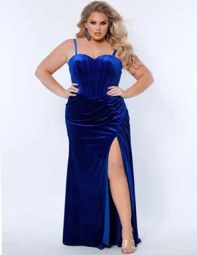Sydney's Closet Velvet Strapless Sweetheart Plus Size Evening Gown In Royal