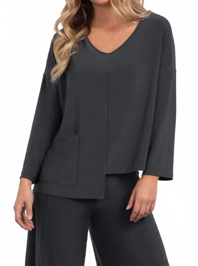 Sympli Etch V-neck Top In Graphite In Black