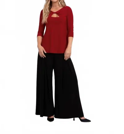 SYMPLI TWIST TOP IN RED