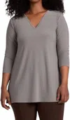 Sympli V-neck Tunic 3/4 Sleeves In Taupe In Gray