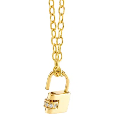 Syna Wishlock Charm In Gold