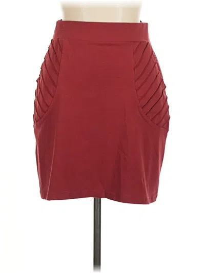 Pre-owned Synergy Casual Skirt In Burgundy