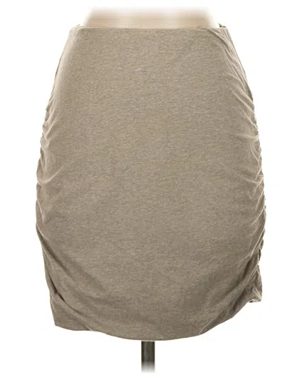 Pre-owned Synergy Casual Skirt In Gray