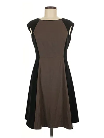 Pre-owned T Tahari Casual Dress In Brown