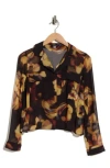 T Tahari Print Long Sleeve Crop Blouse In Black