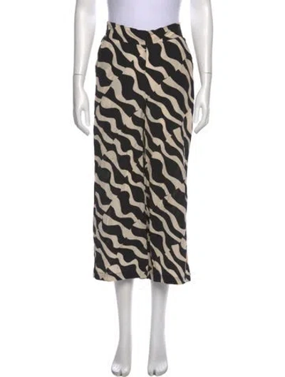 Pre-owned T Tahari Printed Straight Leg Pants In Neutral