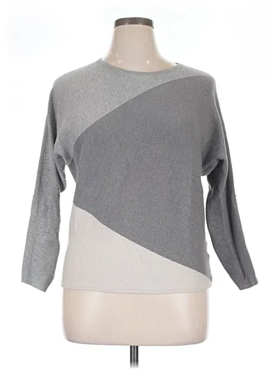 Pre-owned T Tahari Pullover Sweater In Gray