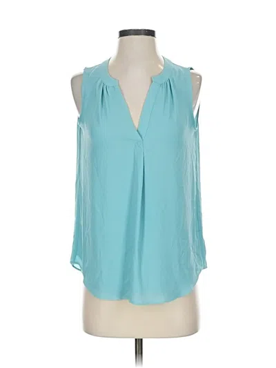 Pre-owned T Tahari Sleeveless Blouse In Blue